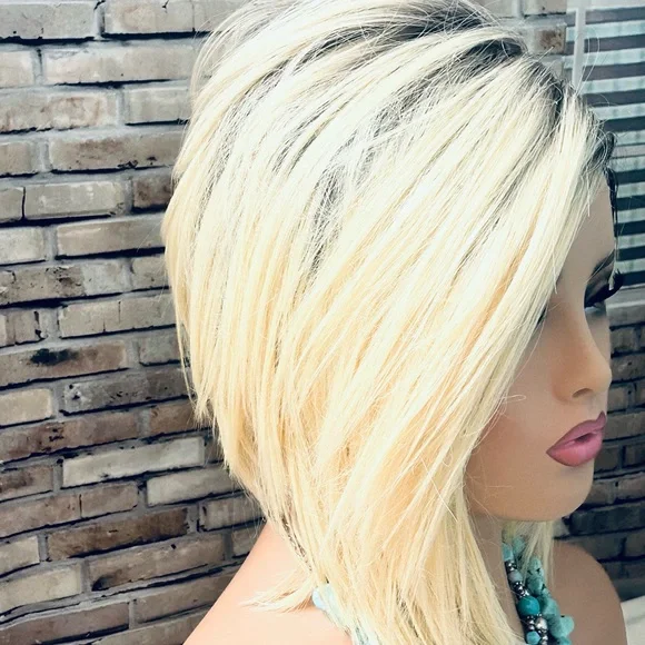 NDE Premium Blend Long Pixie Cut Ombré Platinum Blonde Black Shake N Go Wig - Picture 1 of 4